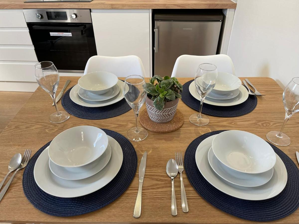 Brand New Montrouge Apartments - Perfect Location!! Portsmouth Eksteriør bilde