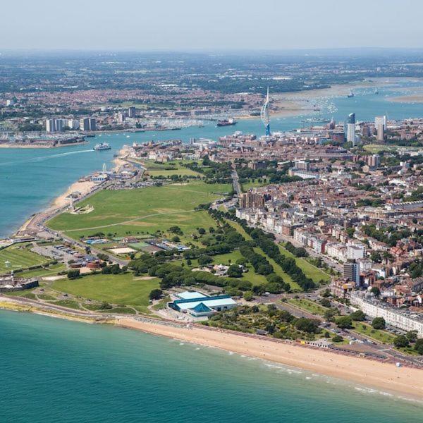Brand New Montrouge Apartments - Perfect Location!! Portsmouth Eksteriør bilde